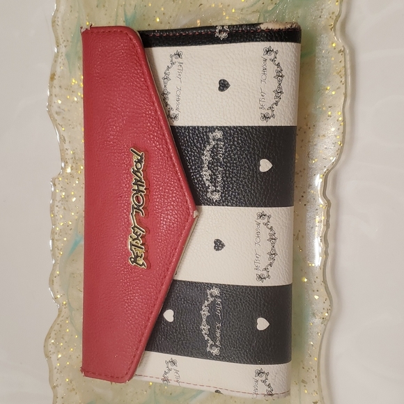 Betsey Johnson Handbags - Betsey Johnson wallet